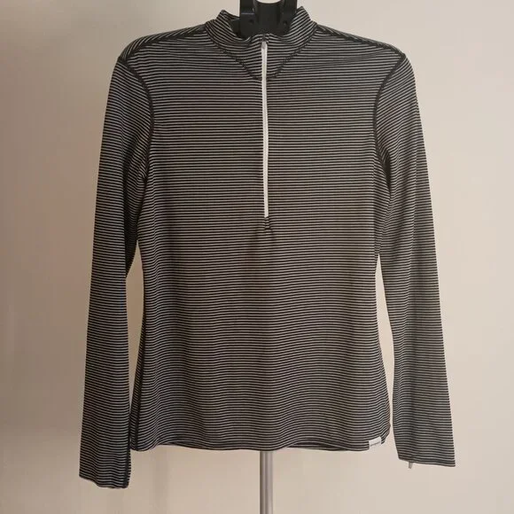 Patagonia Women’s Capilene 2 Top 1/2 Zip Black White Stripe Pullover Size XL - Picture 15 of 15